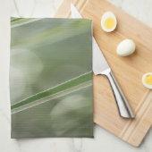 緑のポインティプラント自然写真 キッチンタオル (四つ折り)