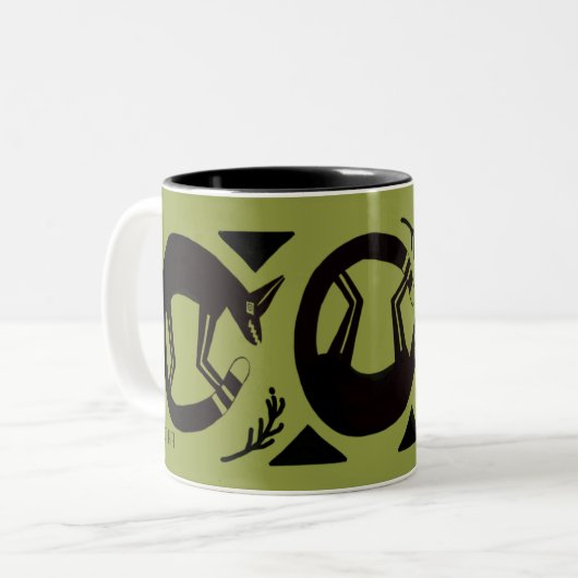 緑のマグカップの上の古代のキツネと花 ツートーンマグカップ (正面左)