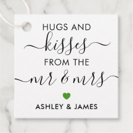 緑のミスター・アンド・ミセス・ラベルの抱擁とキス フェイバータグ