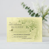 緑のメイソンジャー ツリー ラスティック ウェディング RSVP カード (スタンド正面)
