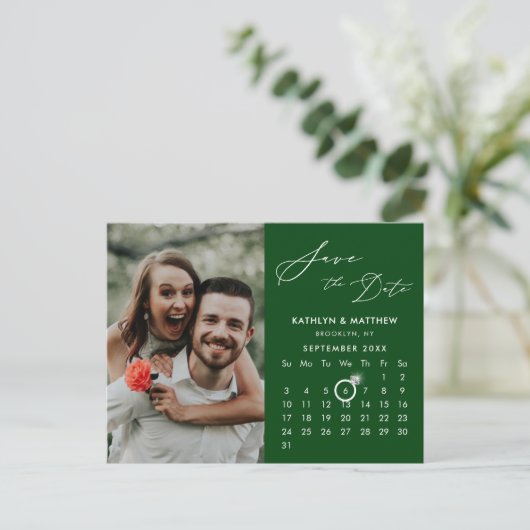 緑のモダンスクリプエレガントト写真の保存日付 案内ポストカード (スタンド正面)