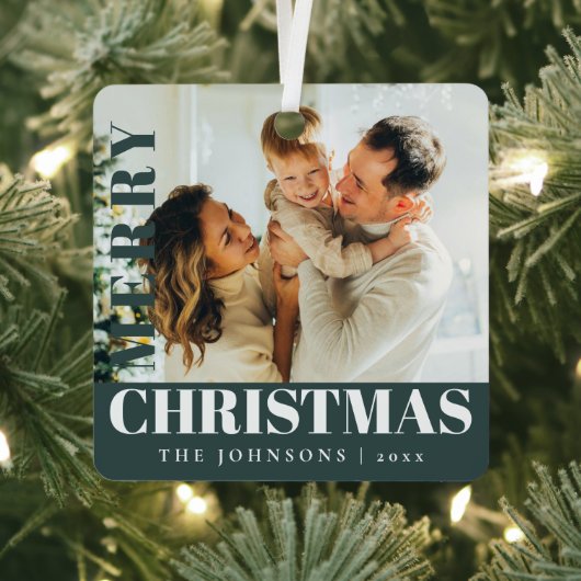 緑のモダンメリースタイリッシュクリスマス家族の写真 メタルオーナメント (インサイチュ)