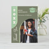 緑のモダン卒業写真 サンキューカード (スタンド正面)