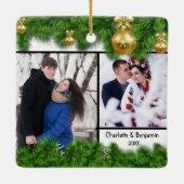 緑のモミの木の初めてのクリスマス結婚した写真 セラミックオーナメント (裏面)