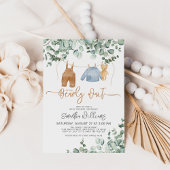 緑のユーカリ我々は赤ちゃんシャワーを待つことができる 招待状