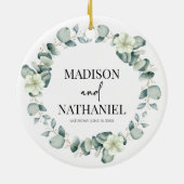 緑のユーカリ葉スグリーンボタニッ結婚クス セラミックオーナメント (裏面)