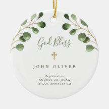 緑のユーカリ葉ベビー洗礼写真