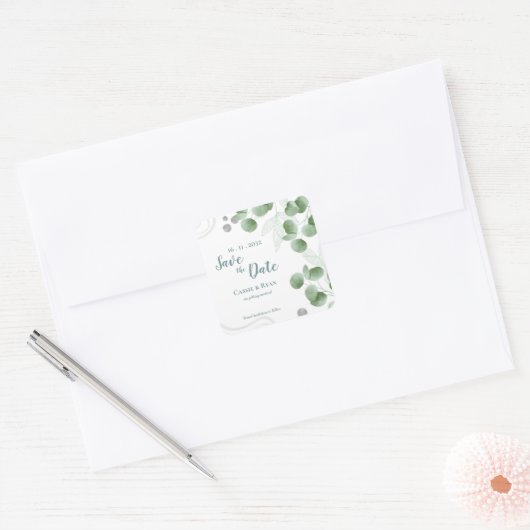緑のユーカリ離れスの結婚式の日付を保存 スクエアシール (封筒)