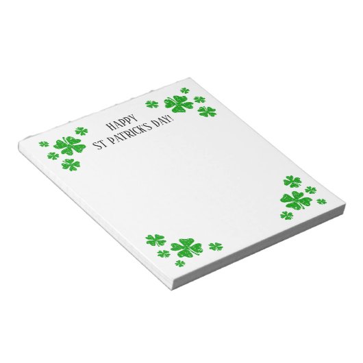 緑のラッキークローバー付きSt Patrick's Dayメモ帳 ノートパッド (アングル)