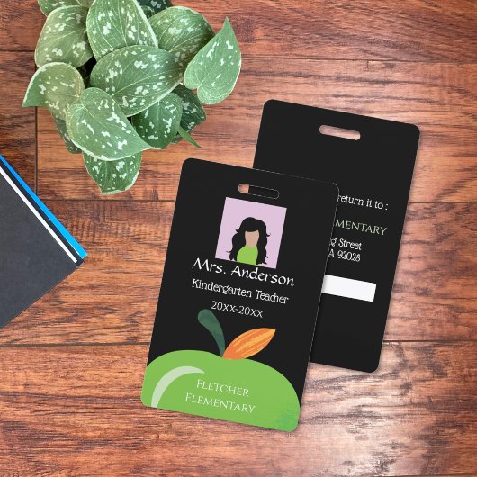 緑のリンゴ学校スタッフ黒写真IDバッジ バッジ