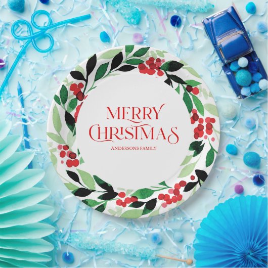 緑のリースと赤葉の実を持つクリスマス ペーパープレート (パーティー)