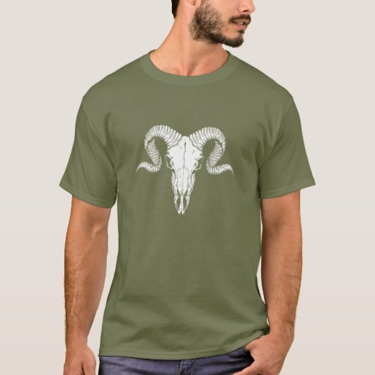 緑のワードローブ必須 – 汎用性の高い基本Tシャツ Tシャツ (正面)