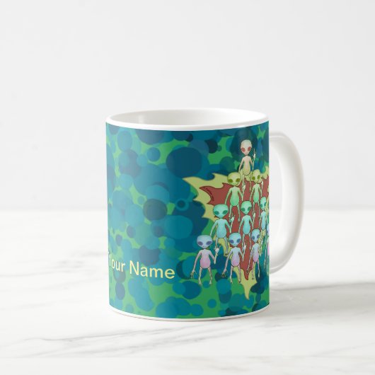 緑の三角形エイリアン コーヒーマグカップ (正面右)