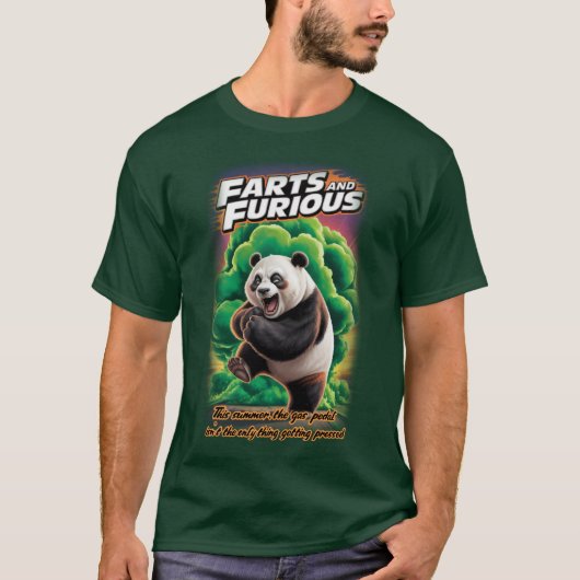 緑の上でおならをする楽しいパンダ Tシャツ (正面)