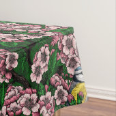 緑の上に咲くさくらんぼの木の中の青いチットの鳥 テーブルクロス (インサイチュ)