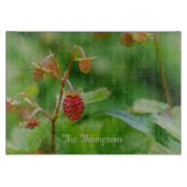 緑の上に赤い育ち木のイチゴ写真 カッティングボード (正面)