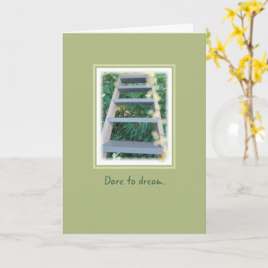 緑の上のはしご「あえて夢を見る感動的」 カード (黄色い花)