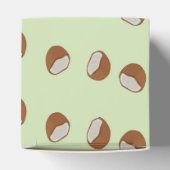 緑の上のココナッツスライスのパターン フェイバーボックス (上部)