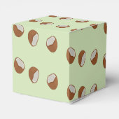 緑の上のココナッツスライスのパターン フェイバーボックス (裏面サイド)