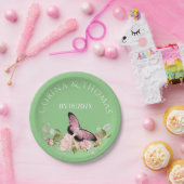 緑の上のピンクの花と結婚蝶 ペーパープレート (パーティー)