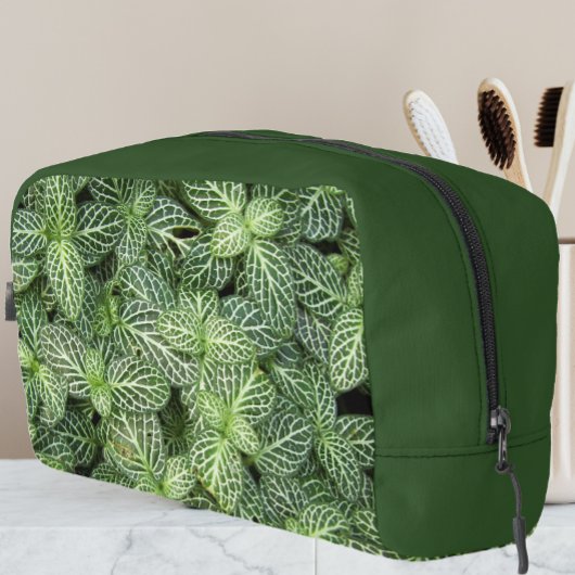 緑の上の葉神経植物の花柄 ドップキット