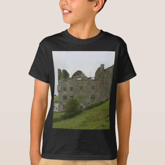 緑の丘陵の古い建物の城 Tシャツ (正面)
