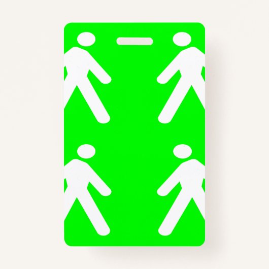 緑の中を歩く バッジ (正面)