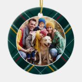 緑の休日の格子模様のフレーム家族の写真クリスマス セラミックオーナメント (正面)