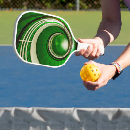 緑の円形階段 ピックルボールラケット