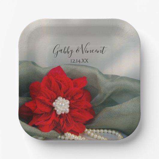 緑の冬の結婚式の赤いポインセチアと真珠 ペーパープレート (正面)