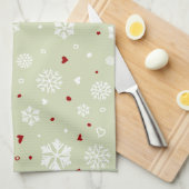緑の冬休みの雪片のハート キッチンタオル (四つ折り)
