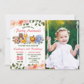 緑の動物の友人ピンクのフローラ誕生日写真 招待状 (正面)