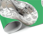 緑の包装紙に銀の飾り ラッピングペーパー (ロールコーナー)