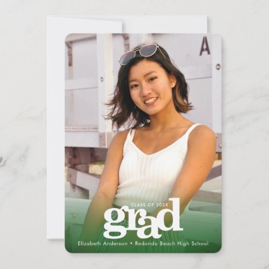 緑の卒業写真のはっきりしたタイポグラフィ 案内状 (正面)