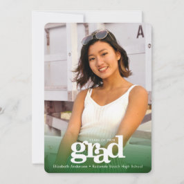 緑の卒業写真のはっきりしたタイポグラフィ 案内状