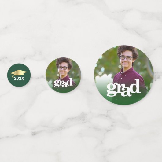 緑の卒業式3枚の写真モダンはっきりしたタイポグラフィ コンフェッティ (裏面)