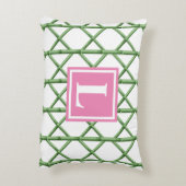 緑の名門私立校風のトレリス竹パターンモノグラム アクセントクッション (裏面(縦))