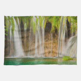 緑の夏の滝 キッチンタオル