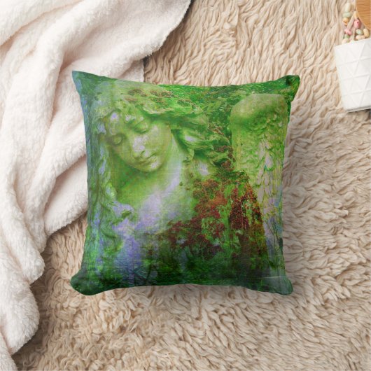 緑の天使の彫像の妖精の庭の枕 クッション (ブランケット)