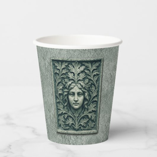 緑の女性 – 石 紙コップ (正面)