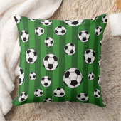 緑の子どもたちサッカーボールのパタストライプーン クッション (ブランケット)