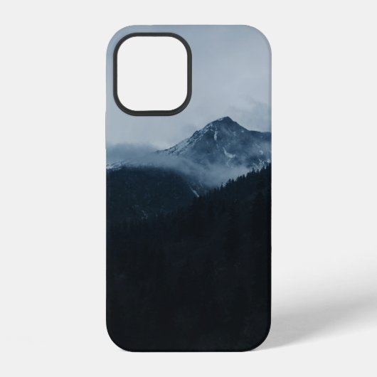 緑の山々 iPhoneケース (裏面)