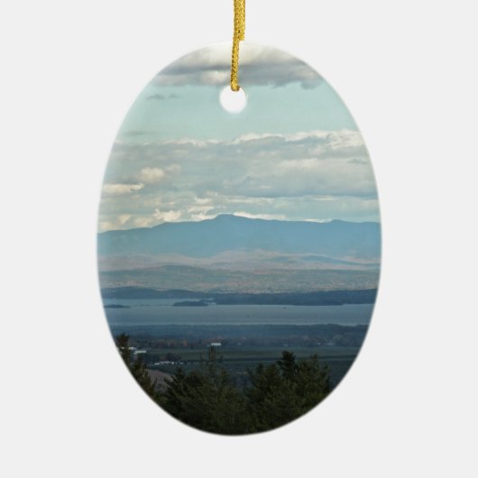 緑の山 セラミックオーナメント (正面)