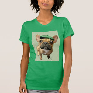緑の帽子を持つブラウンのフレンチ・ブルドッグ Tシャツ