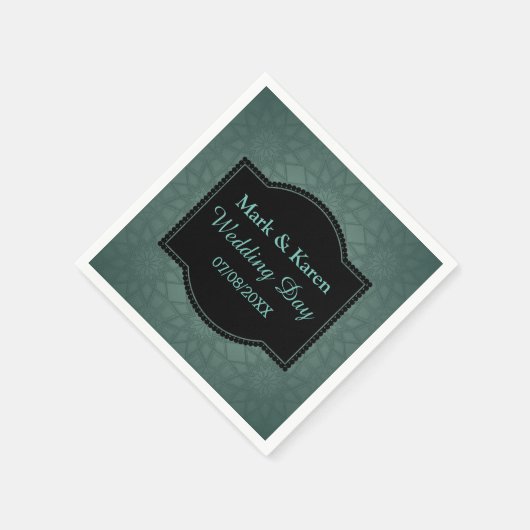 緑の幾何学的パターカスタムン文字結婚の スタンダードカクテルナプキン (角)
