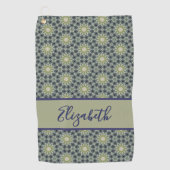 緑の幾何学的パターン、名前をカスタムするレディース ゴルフタオル (正面)