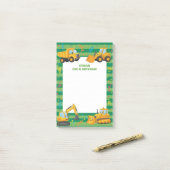 緑の建設トラックのカスタマイズされたミツヴァー ポストイット (デスク上)