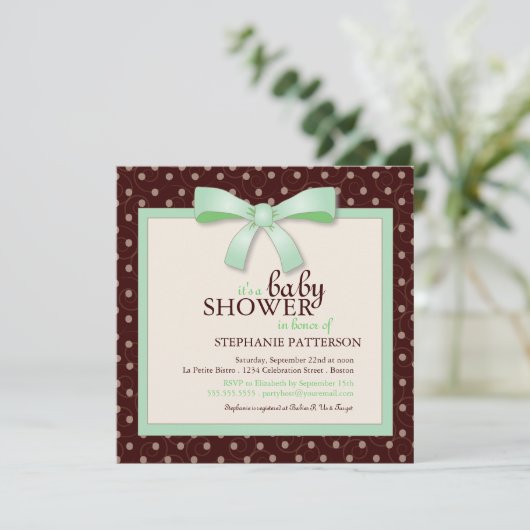 緑の弓水玉模様の中立ベビーシャワーの招待状 招待状 (スタンド正面)