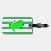 緑の恐竜の白い緑のストライプ ラゲッジタグ (裏面横)
