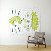 緑の恐竜の「ROAR」お誕生日おめでとうカスタマイズ タペストリー (インサイチュ(横))